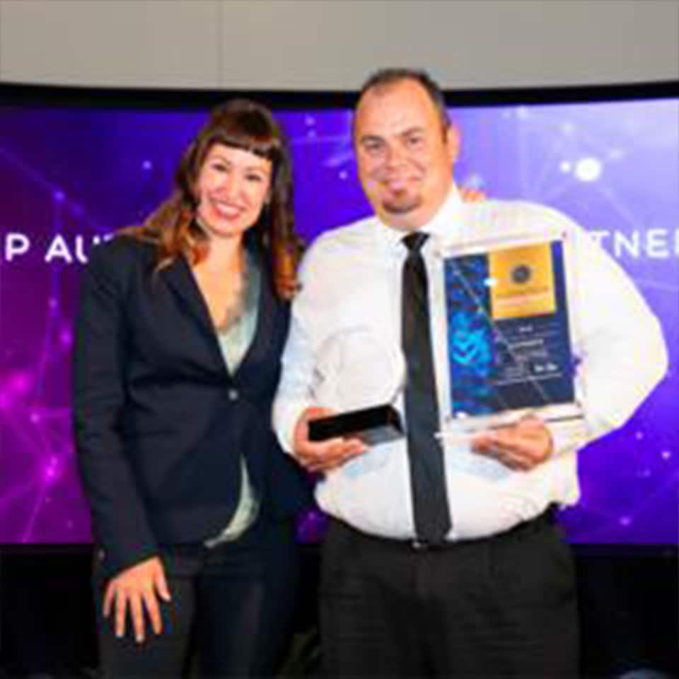 Autoboys-Wins-Discovery-Insures-Top-Auto-Glass-Fitment-Partner-Award-posts