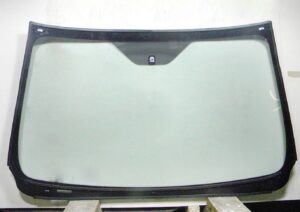 Ford Ranger/Mazda BT50 Pick-Up 2011 - Windscreen with Fitment