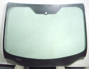 Ford Focus 11/ 4dr Sedan & 5dr Hatch Windscreen with Fitment