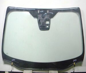Ford Focus 4d Sedan/5d Hatchback/Wagon 2011- Windscreen with Fitment