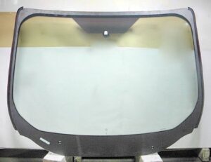 Ford Kuga 13/ 5dr SUV Windscreen with Fitment