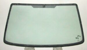 Ford Fiesta/Ikon/ Mazda Soho 96-03/Bantam 02- Windscreen with Fitment