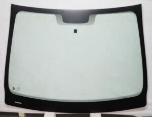 Renault Clio IV 5dr Hatch 17' Windscreen with Fitment